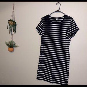 T-shirt dress
